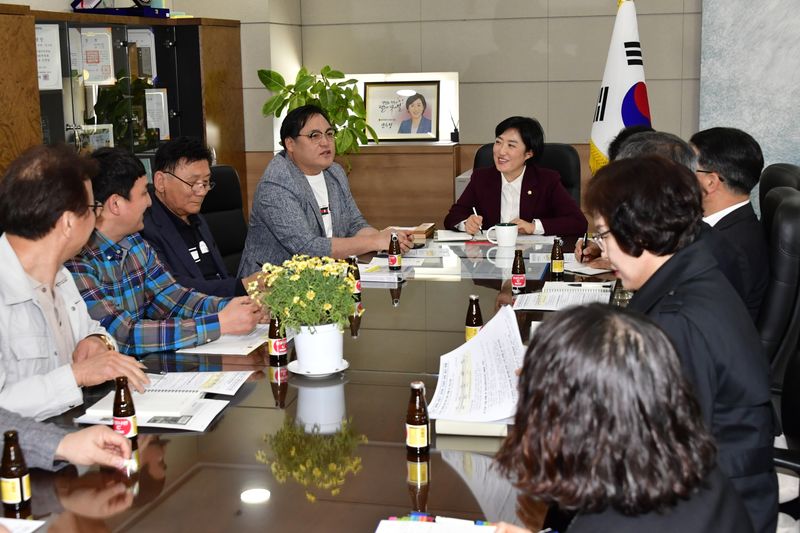 신수정 의장, 골목형상점가 대표·신용보증재단 상생 간담회 개최
