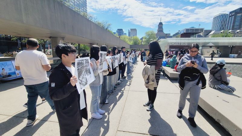 사진설명 = 광주 학생들, ‘광주 정신, 위대한 유산’ 사진전 개최