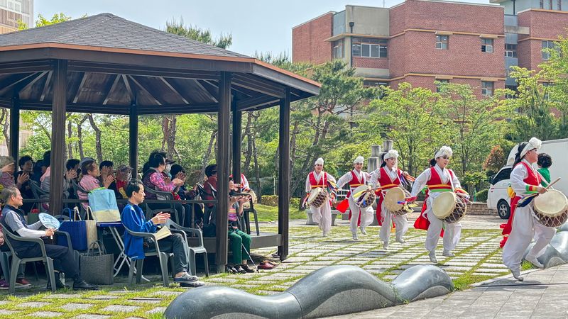 사진설명 = 서구, 거리공연 아파트 음악회로 문화도시 앞장