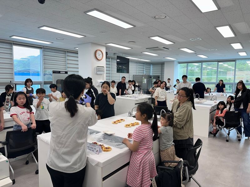 사진설명 = (재)남해안권발효식품산업지원센터, 아이랑 함께하는 발효 쿠킹클래스 성료