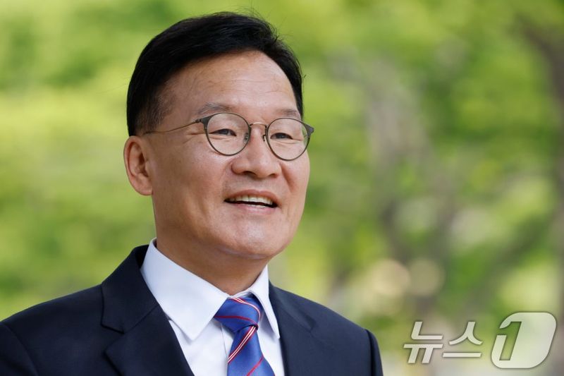 사진설명 = 강위원 더민주전국혁신회의 상임고문