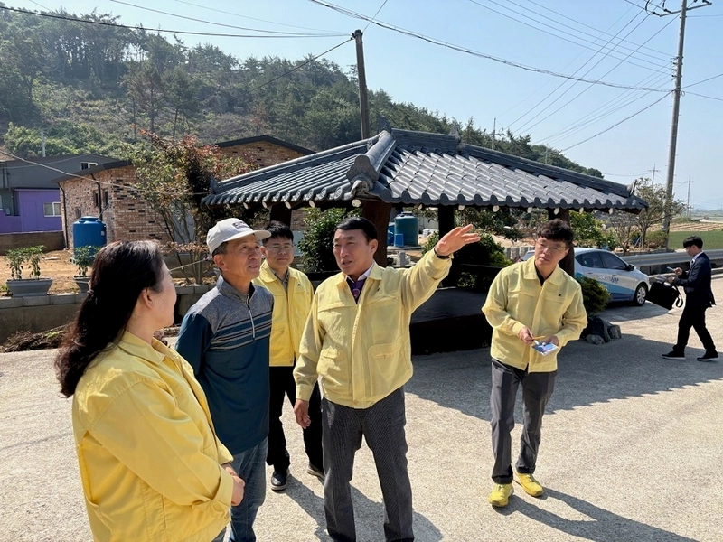 사진설명 = 폭염 관련 주민 의견 청취