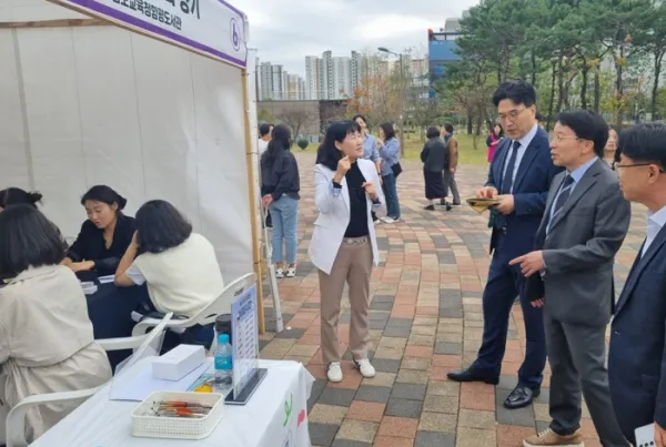 사진 = ‘제4회 전라남도 평생학습박람회’에 참여한 전남교육청 소속 기관 체험부스가 운영되고 있다.