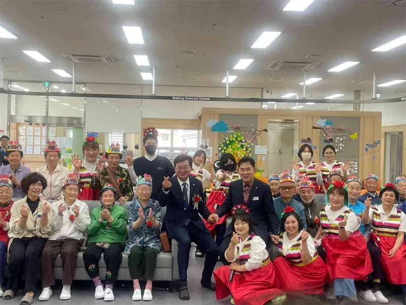 사진설명 = 노인요양 주간보호시설 방문