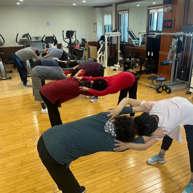 사진설명 = 익산시 보건소, 어르신 체력증진 교실 2기 운영