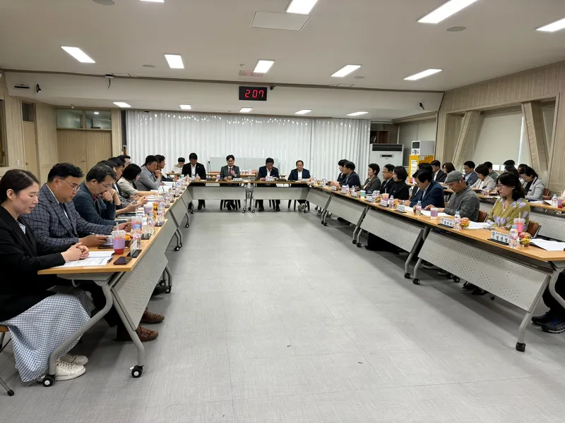 사진설명 = 곡성군, ‘2025년 지방소멸대응 추진체계 전략회의’ 개최
