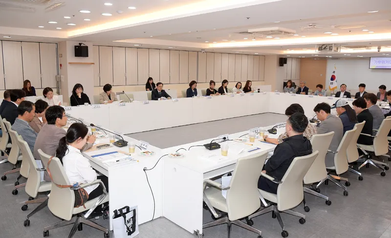 사진설명 = 기후위기대응위원회 2025 정기회의