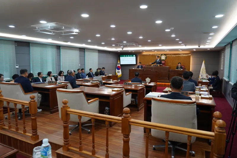 담양군의회 제337회 임시회 폐회...제1회 추가경정예산안 5,576억원 의결