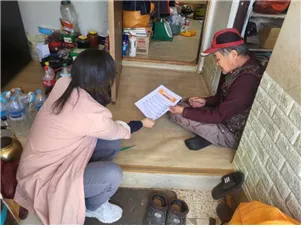 사진설명 = 기초생활수급 1인가구 1,743세대 실태조사