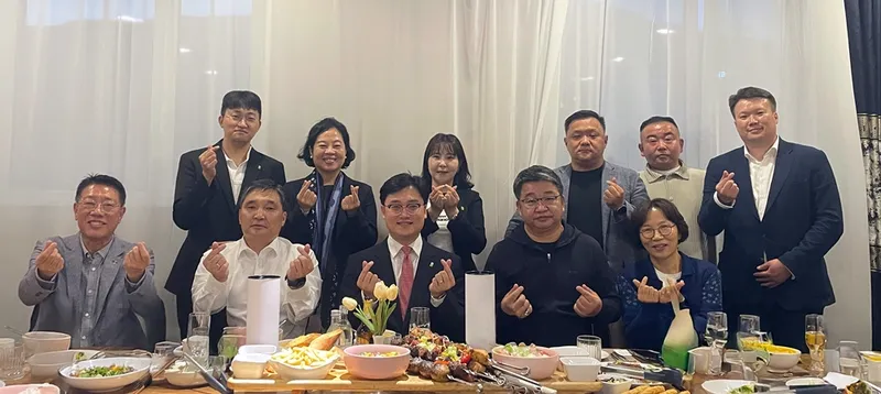 사진설명 =