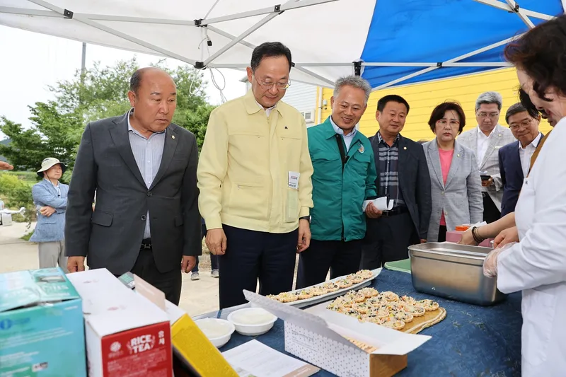 사진설명 = 장립종 벼 재배 연시회 (가공품 시식회)