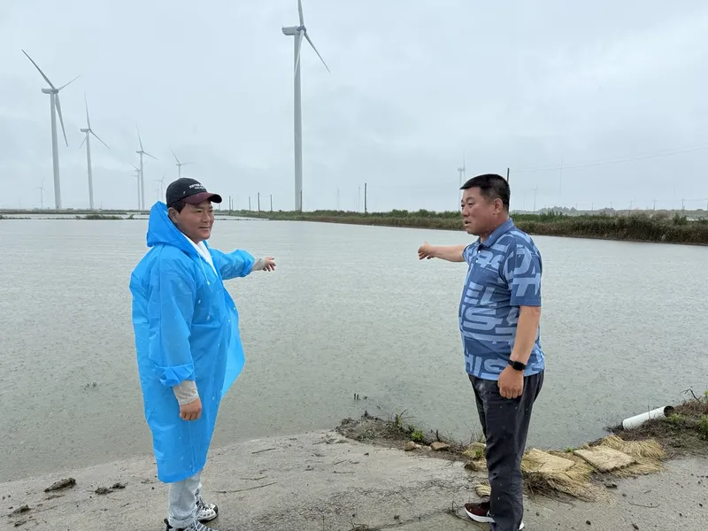 사진설명 = 침수 현장 방문(김한균 의원)