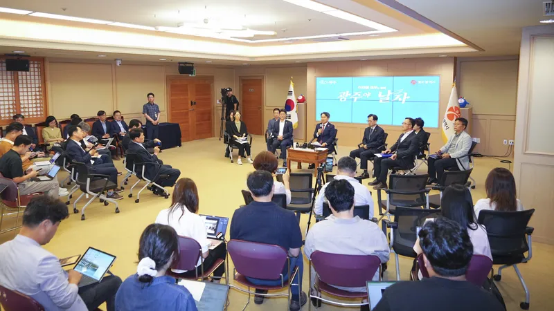 사진설명 = 민선 8기 3주년 기자회견