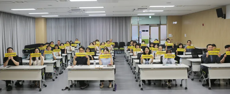 사진설명 = 장기요양기관 60세 이상 고령 종사자 대상 ‘안전운전 3.65’ 교육 실시