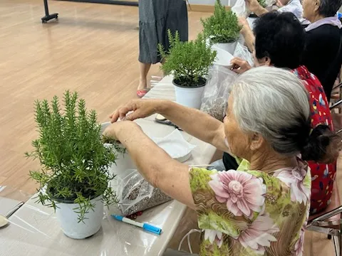 사진설명 = 곡성군, 재가암환자 대상 운동·원예 자조모임 운영